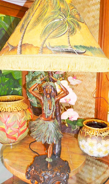 Kaiulani | Hawaiian Hula Lamps