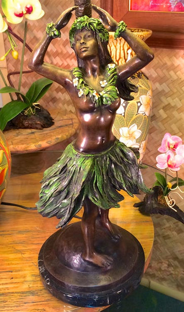 Olu Olu Flower Lei | Hawaiian Hula Lamps
